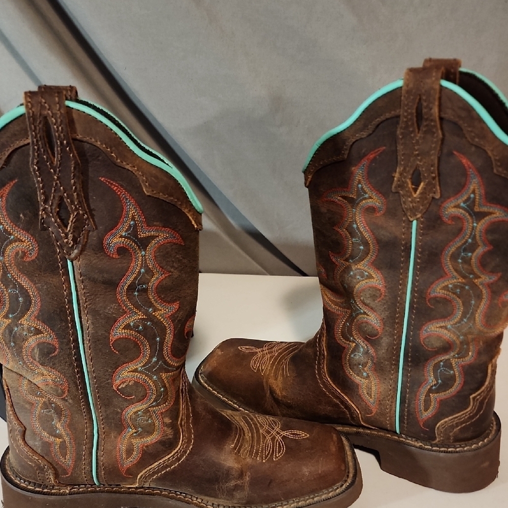 Justin Boots Brown Ankle Boots with Turquoise and Orange Embroidery - Picture 6 of 11